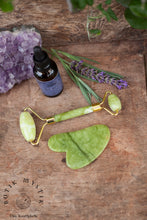 Load image into Gallery viewer, Gua Sha sten &amp; roller - Jade