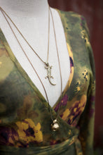 Load image into Gallery viewer, GECKO BRASS NECKLACE - Lizard